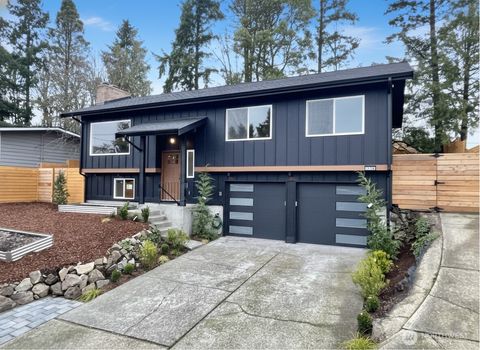 Photo of 21246 15th Avenue S, Des Moines, WA 98198 (MLS # 2464115)