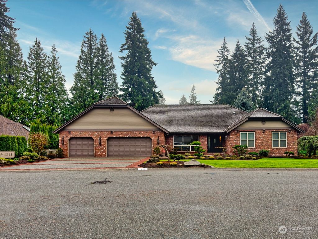 Photo of 1718 145th Place SE, Mill Creek, WA 98012 (MLS # 2184723)