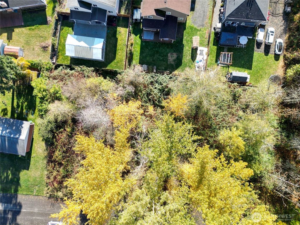 Photo of 44 XX S 351st Street, Auburn, WA 98001 (MLS # 2454361)