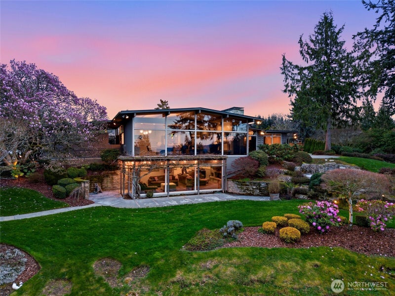 316 Heather Road