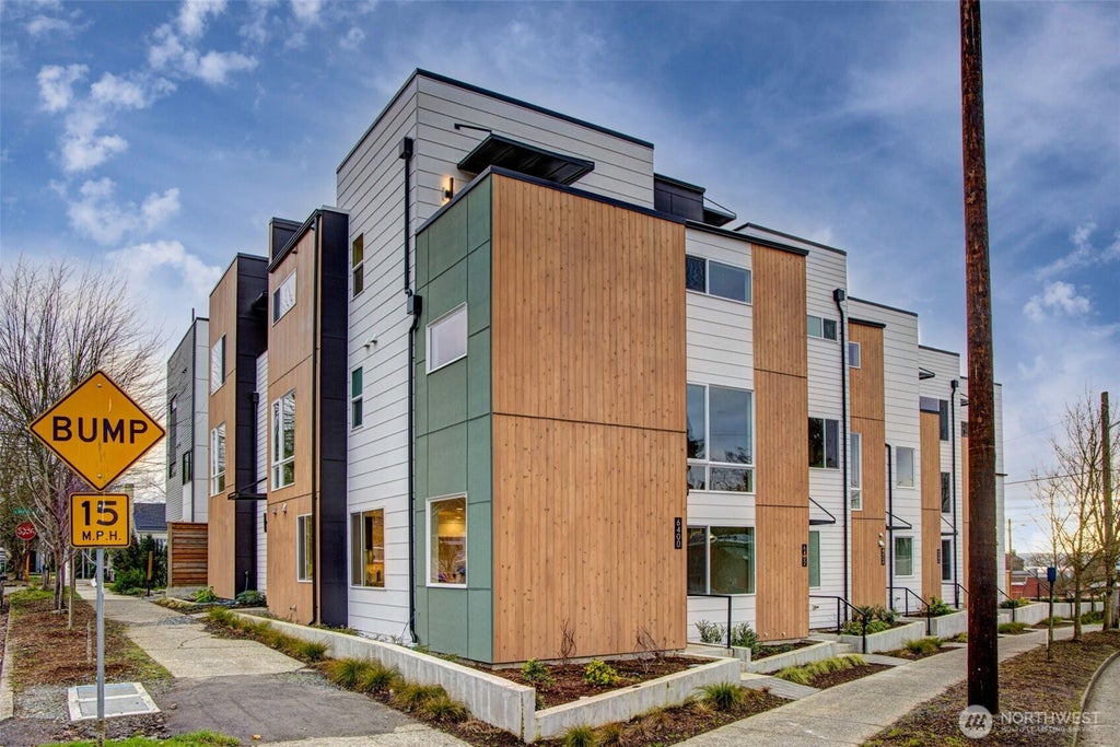 Photo of 6400 Fauntleroy Way SW, Seattle, WA 98136 (MLS # 2562821)