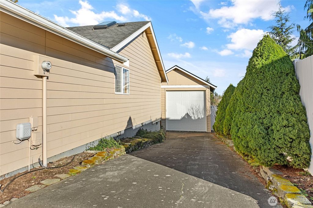 Photo of 1356 Olivia Court, Bellingham, WA 98226 (MLS # 2483153)