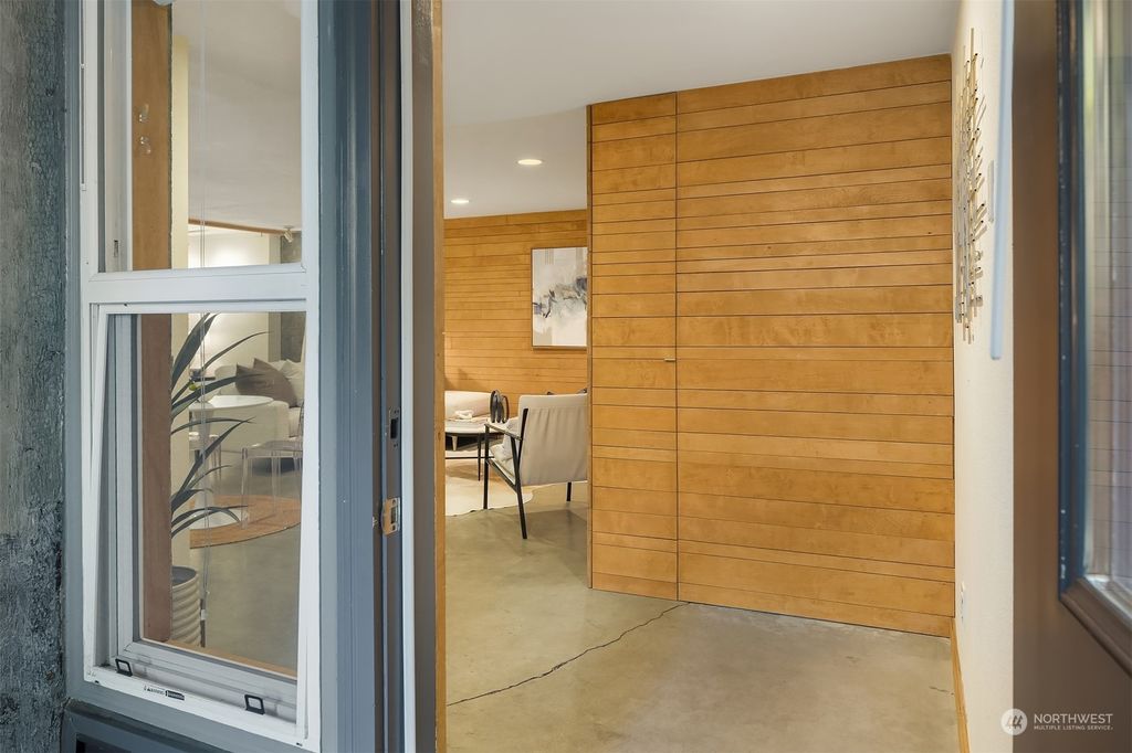 Photo of 810 Taylor Avenue N #21, Seattle, WA 98109 (MLS # 2151204)