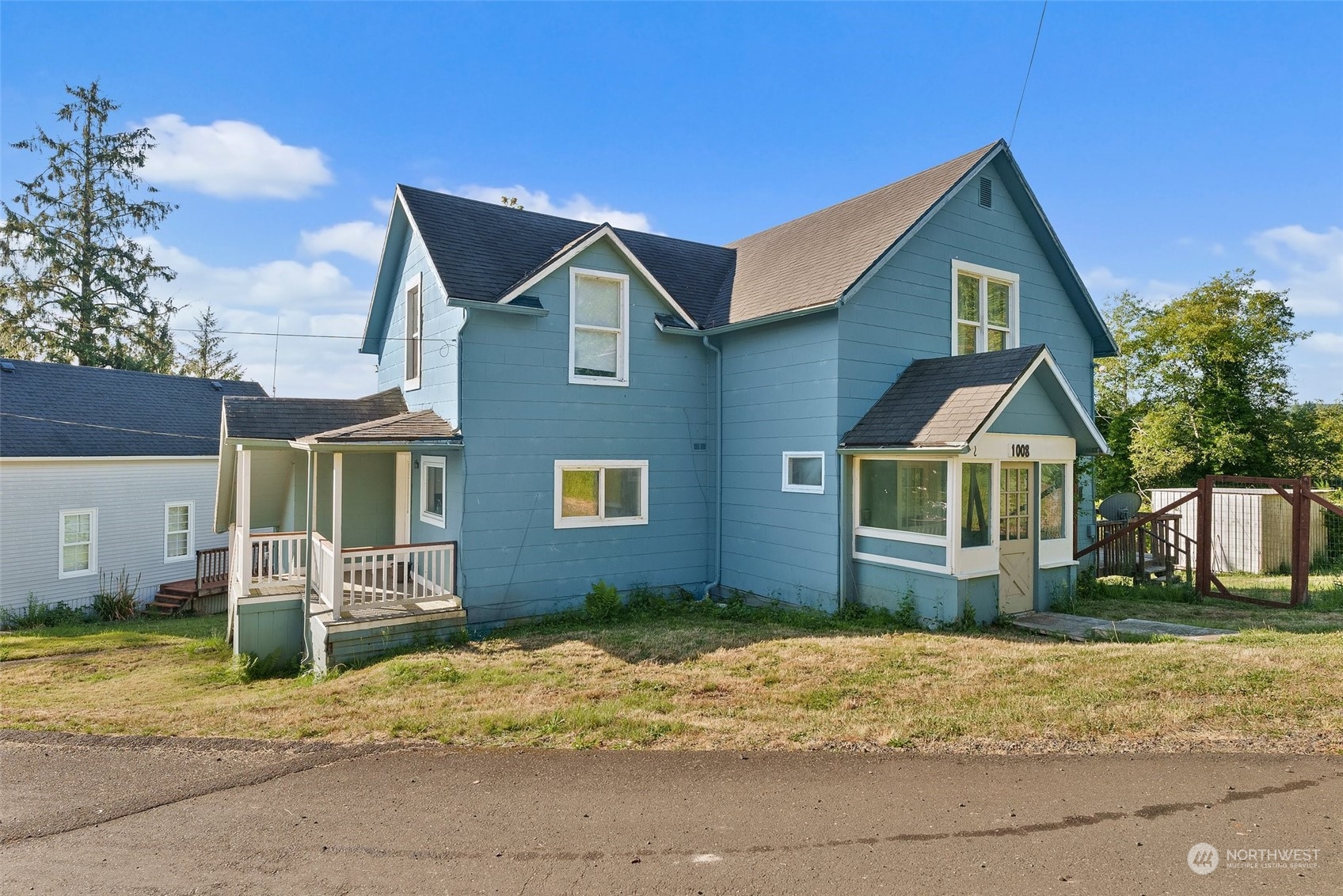 1008 Virginia Street