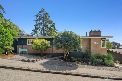 Photo of 5407 SW Beach Drive Terrace, Seattle, WA 98116 (MLS # 2566395)