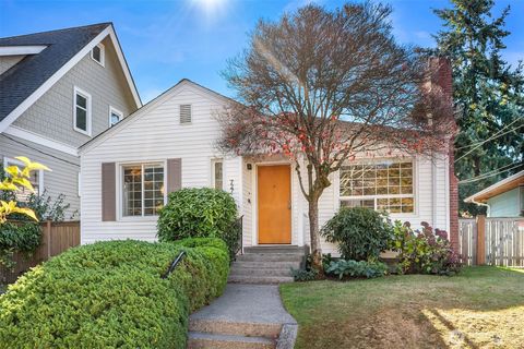 Photo of 727 N 81st Street, Seattle, WA 98103 (MLS # 2445354)