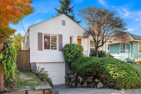 Photo of 727 N 81st Street, Seattle, WA 98103 (MLS # 2445354)