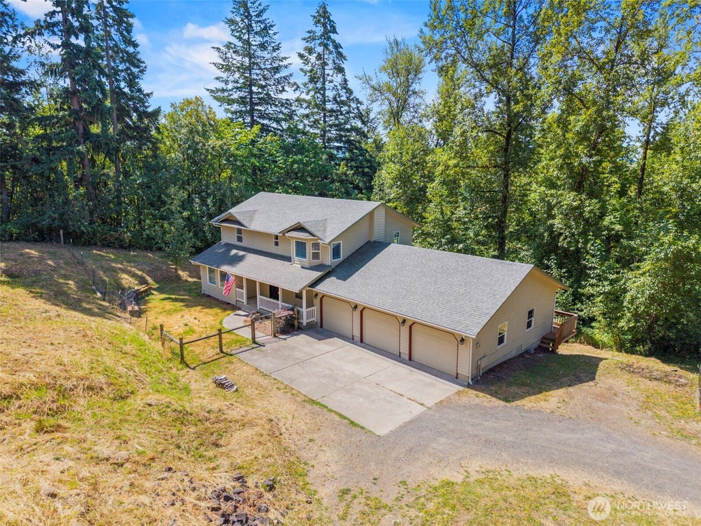Photo of 551 Haussler Road, Kelso, WA 98626 (MLS # 2568169)