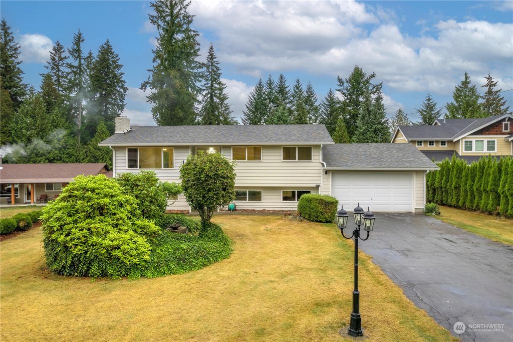 Photo of 20142 SE 146th Street, Renton, WA 98059 (MLS # 2010876)