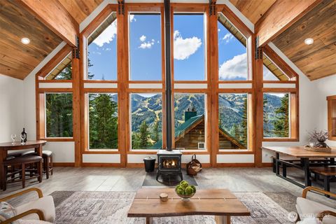 Photo of 101 Gold Hill Rd E, Enumclaw, WA 98022 (MLS # 2425336)