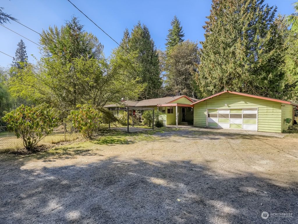 Photo of 14405 260th Avenue SE, Issaquah, WA 98027 (MLS # 2009272)