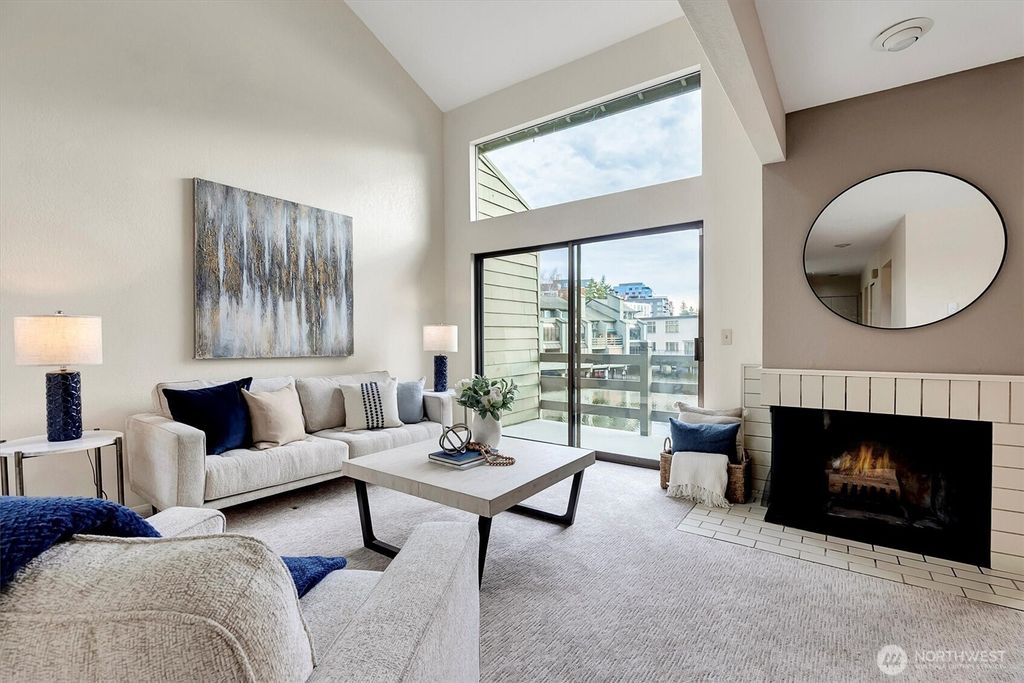 Photo of 7 Lake Bellevue Drive #206, Bellevue, WA 98005 (MLS # 2476604)