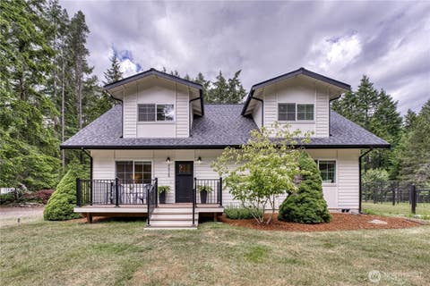Photo of 4828 SW Hunter Road, Port Orchard, WA 98367 (MLS # 2536126)