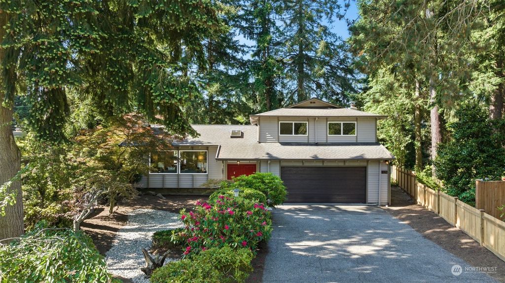 Photo of 109 NW 178th Street, Shoreline, WA 98177 (MLS # 2075980)