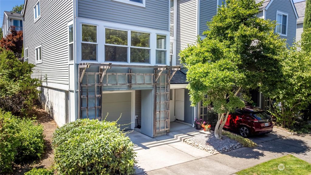 Photo of 6729 35th Place S, Seattle, WA 98118 (MLS # 2281303)