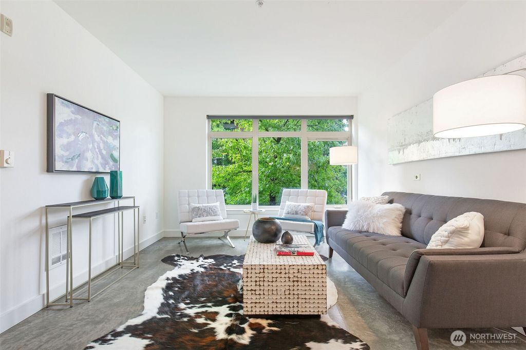 Photo of 1610 Belmont Avenue #402, Seattle, WA 98122 (MLS # 2430776)