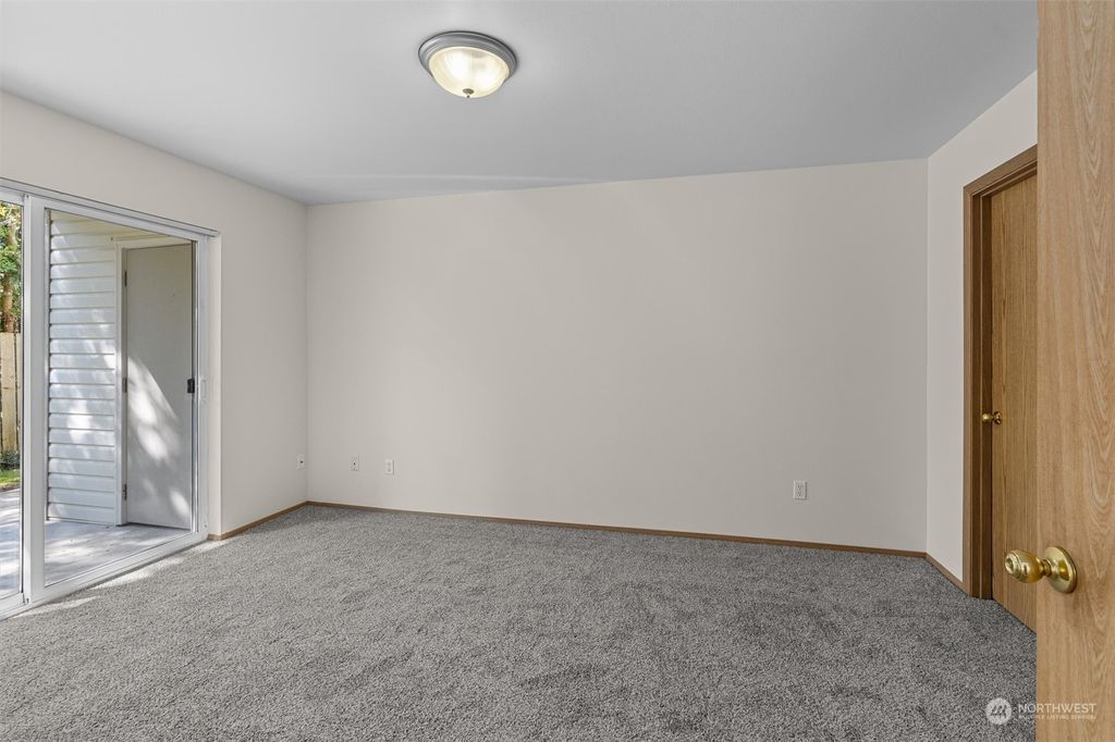 Photo of 17726 12th Avenue NE, Shoreline, WA 98155 (MLS # 2289214)