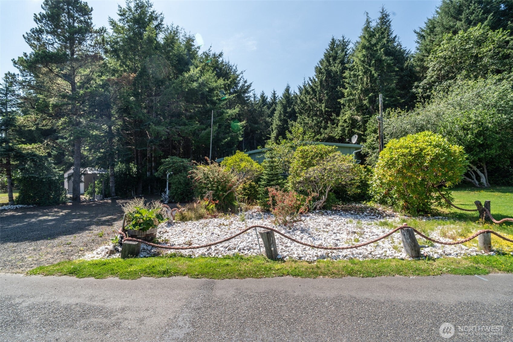 105 Oyehut Road