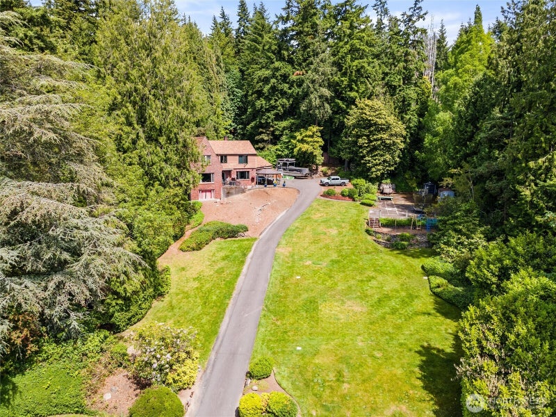 13104 Holmes Point Drive NE