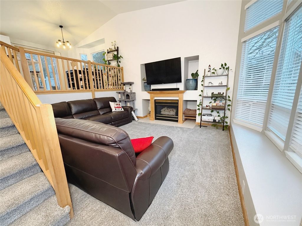 Photo of 9817 12th Place NE, Lake Stevens, WA 98258 (MLS # 2464460)