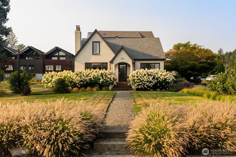 Photo of 4569 Point White Drive NE, Bainbridge Island, WA 98110 (MLS # 2571138)