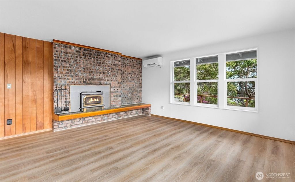 Photo of 1123 S Aberdeen Street, Westport, WA 98595 (MLS # 2527387)