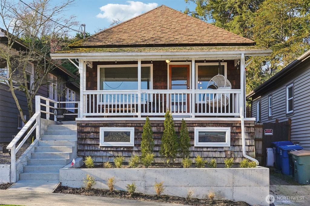 Photo of 1113 33rd Avenue S, Seattle, WA 98144 (MLS # 2467820)