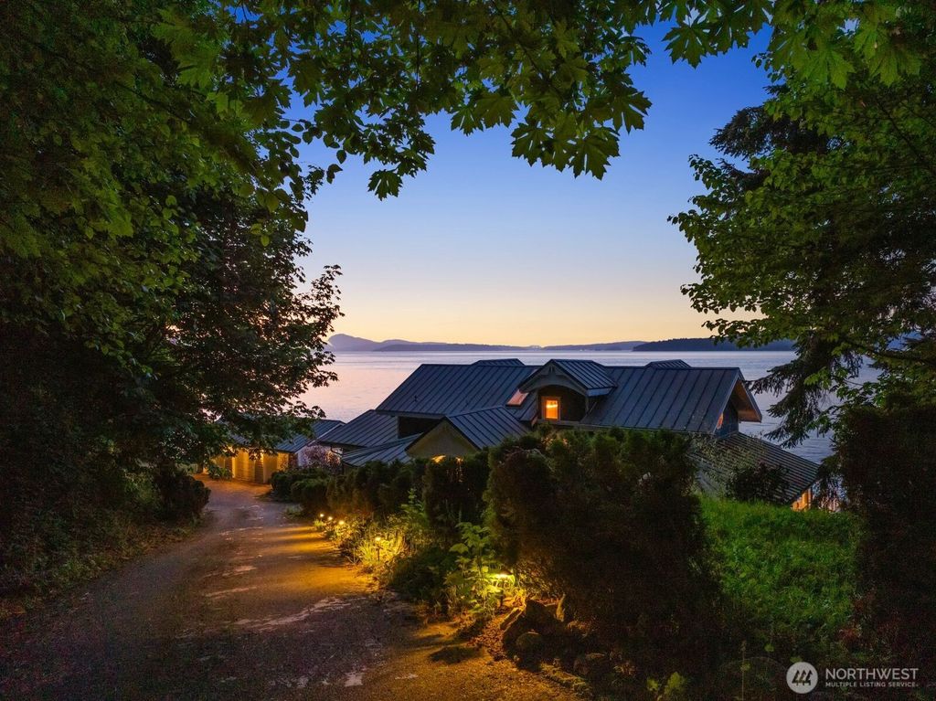 Photo of 3364 Bultman Lane, Oak Harbor, WA 98277 (MLS # 2539910)