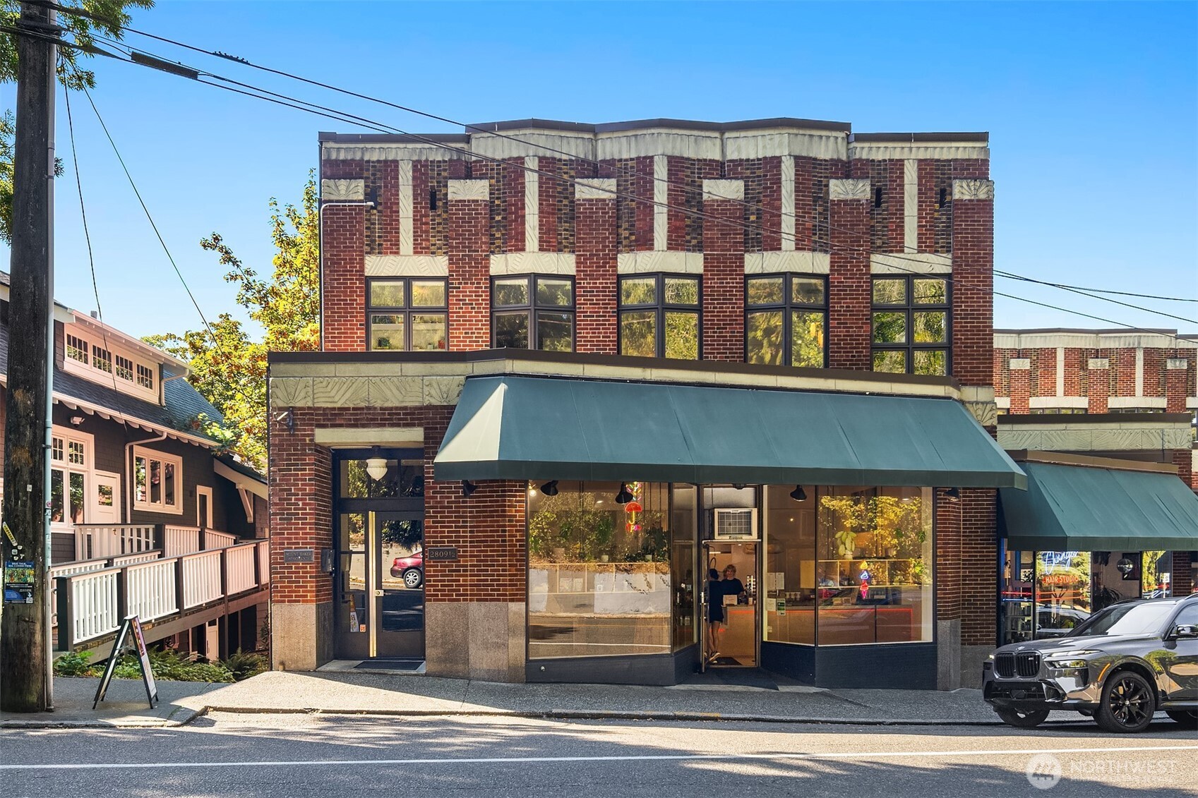 2809 S Mount Rainier Drive 1