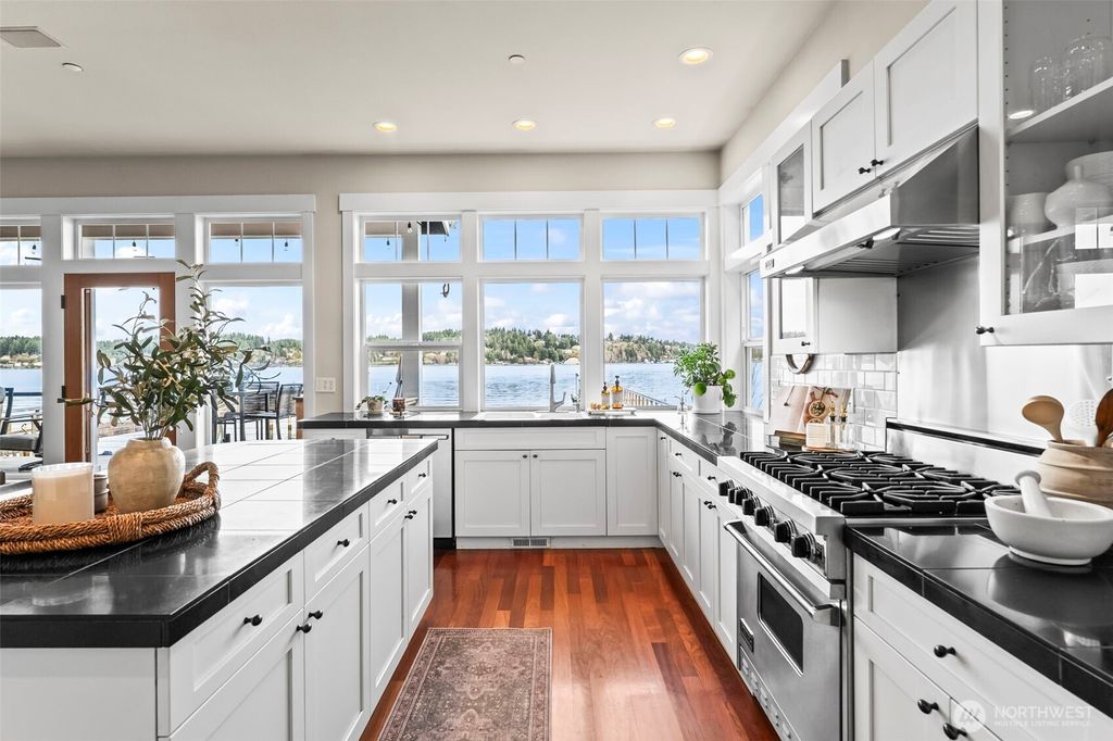 Photo of 839 Fox Drive, Fox Island, WA 98333 (MLS # 2461426)