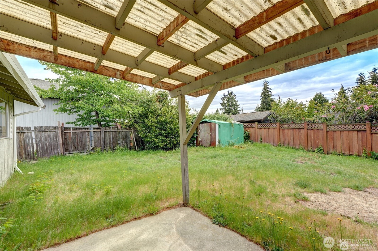 5250 N Dahl Drive