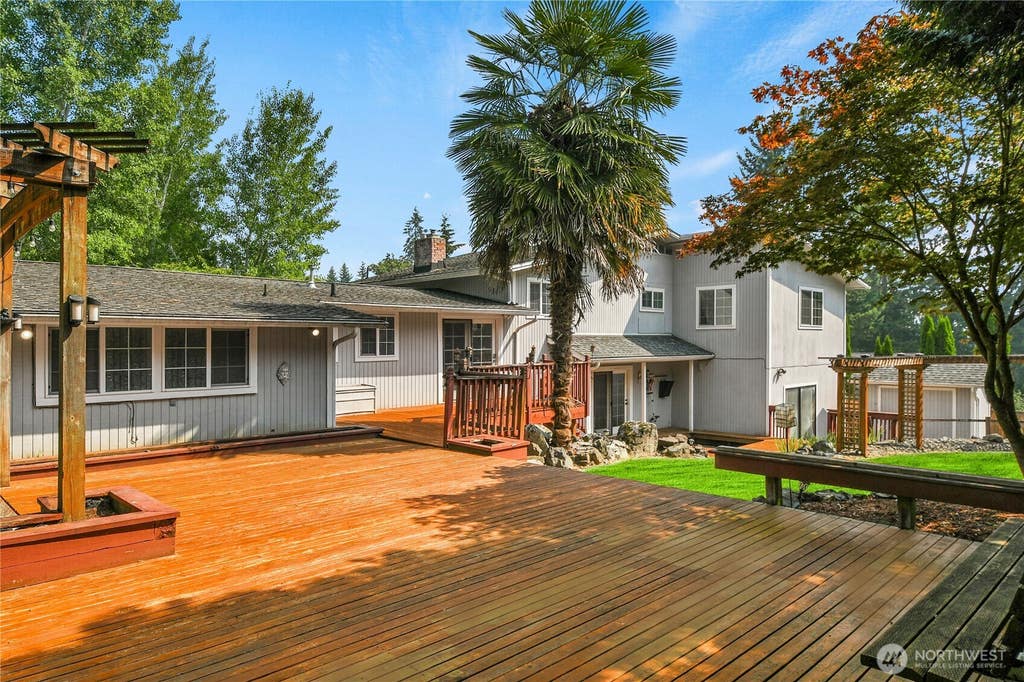 Photo of 3126 170th Street SW, Lynnwood, WA 98037 (MLS # 2566022)