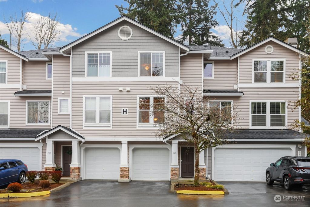 Photo of 14200 69th Drive SE #H3, Snohomish, WA 98296 (MLS # 2047368)