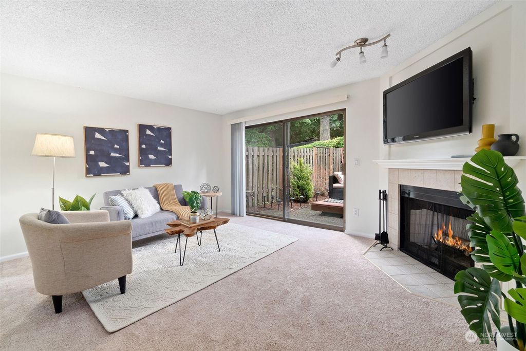 Photo of 4018 S 158th Street #F, Tukwila, WA 98188 (MLS # 2040378)
