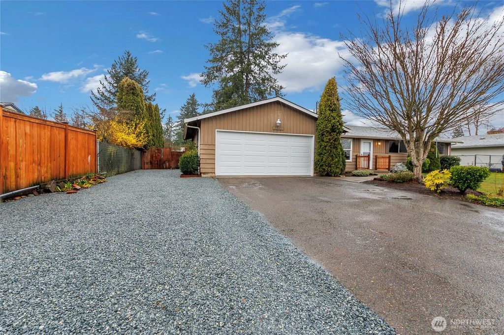 Photo of 13710 13th Avenue S, Tacoma, WA 98444 (MLS # 2492166)