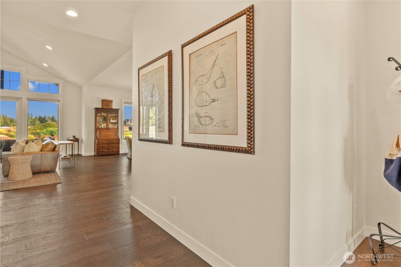 8648 Ashbury Court