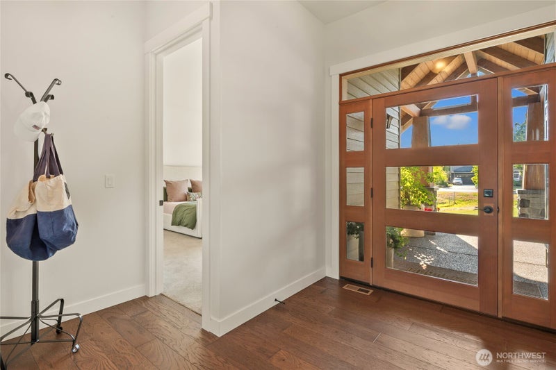 8648 Ashbury Court