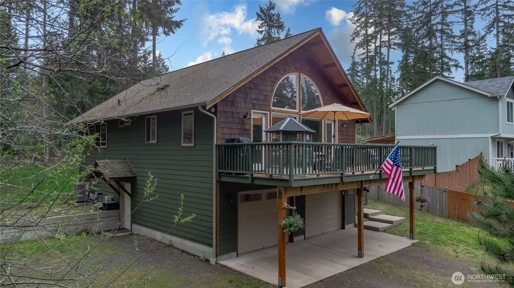 Photo of 12578 Wye Lake Blvd SW Blvd SW, Port Orchard, WA 98367 (MLS # 2512747)