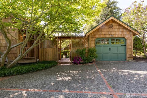 Photo of 195 Perry Drive, Coupeville, WA 98239 (MLS # 2556879)