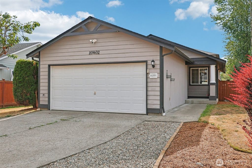 Photo of 10402 56th Drive NE, Marysville, WA 98270 (MLS # 2389655)