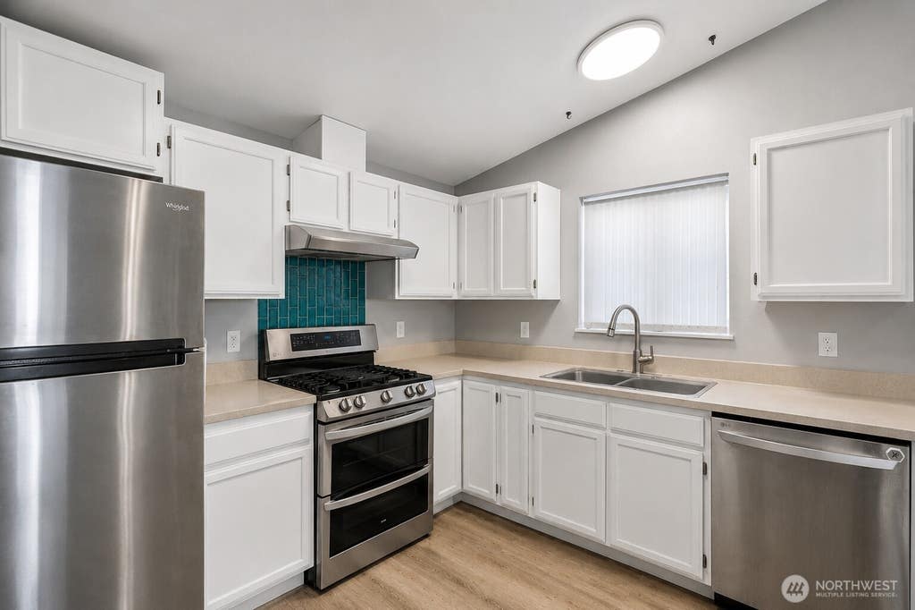 Photo of 6419 107th Place NE, Marysville, WA 98270 (MLS # 2566268)