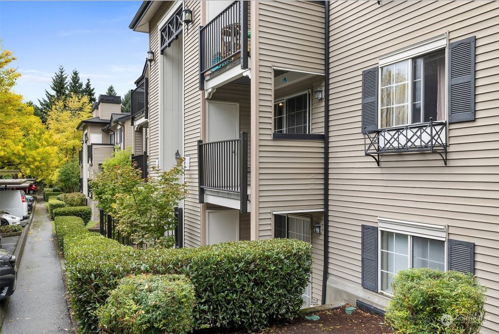 Photo of 916 3rd Avenue #A204, Kirkland, WA 98033 (MLS # 2168739)