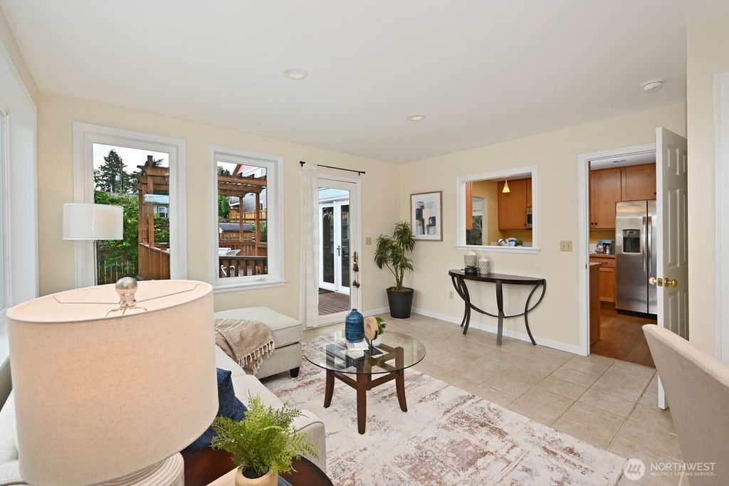 Photo of 12019 B 25th Avenue NE, Seattle, WA 98125 (MLS # 2434330)