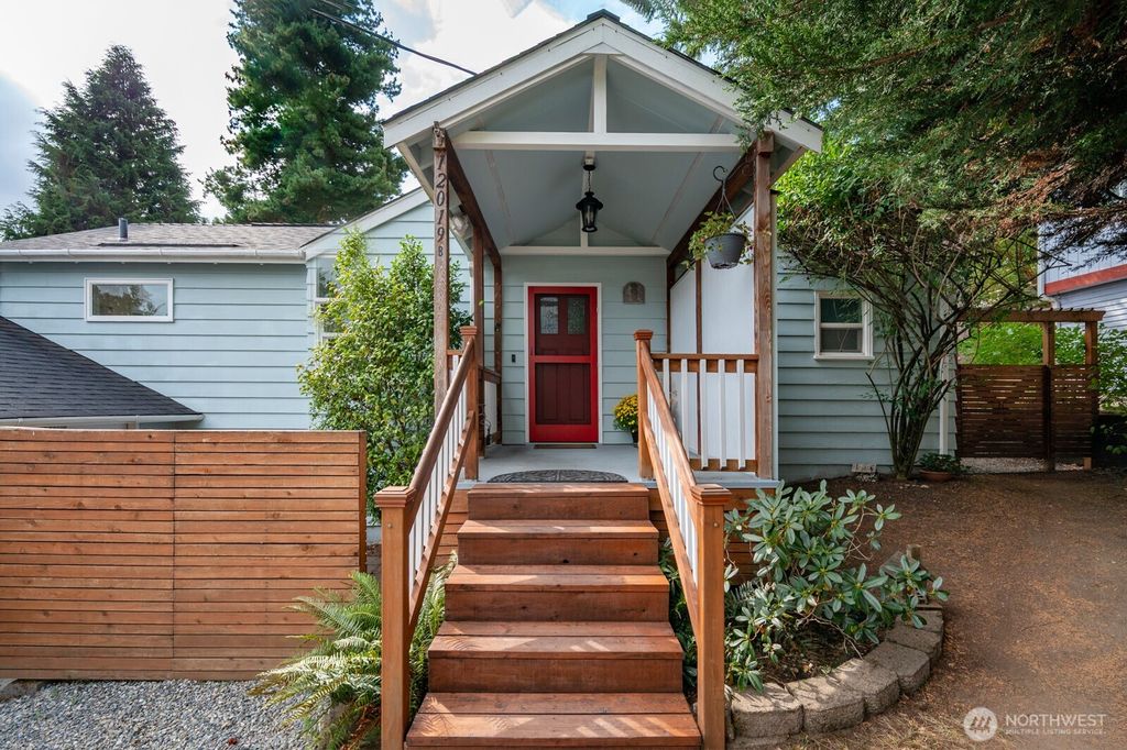 Photo of 12019 B 25th Avenue NE, Seattle, WA 98125 (MLS # 2434330)