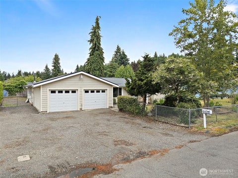 Photo of 12607 136th Street E, Puyallup, WA 98374 (MLS # 2538198)