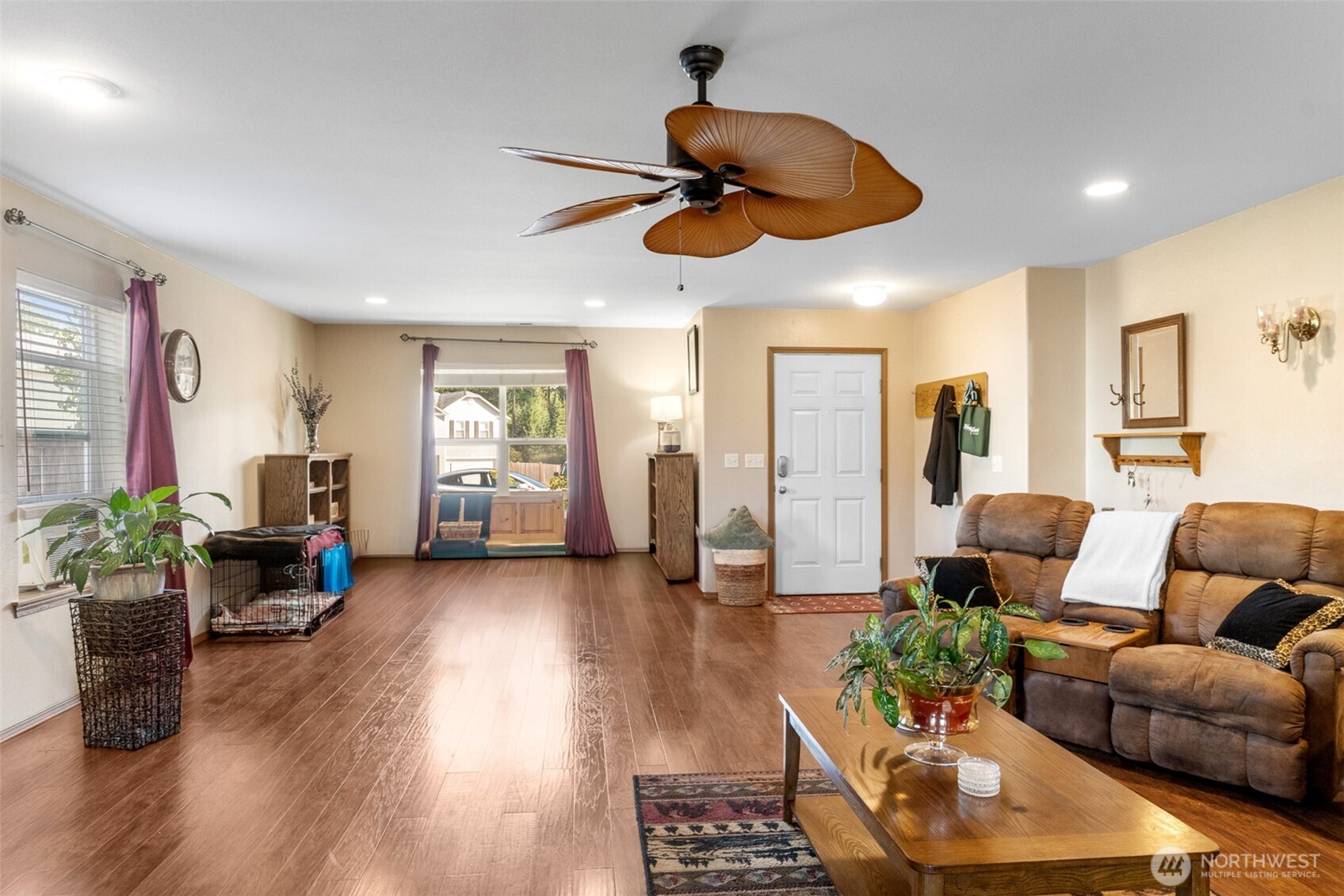 308 Easy Street SE