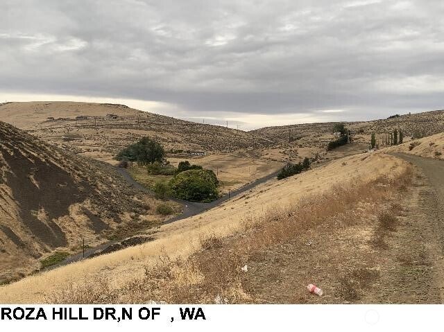 Photo of 0 N Roza Hill Drive, Yakima, WA 98901 (MLS # 2541941)