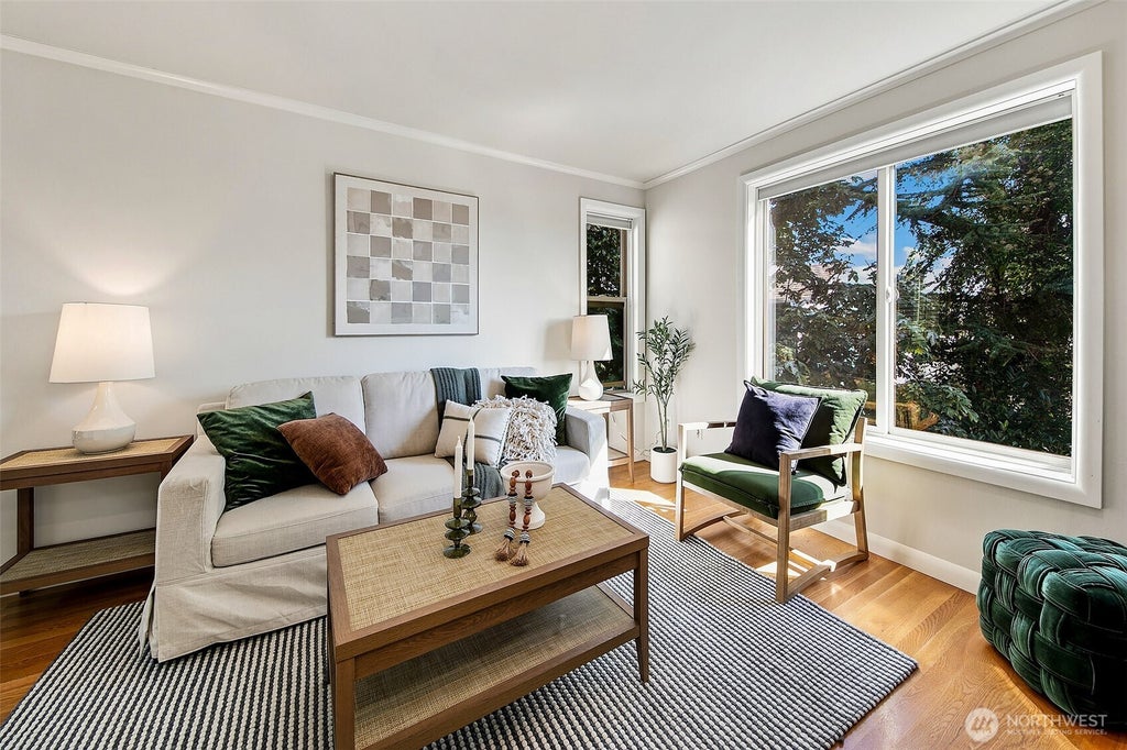 Photo of 1512 Taylor Avenue N #C, Seattle, WA 98109 (MLS # 2579833)