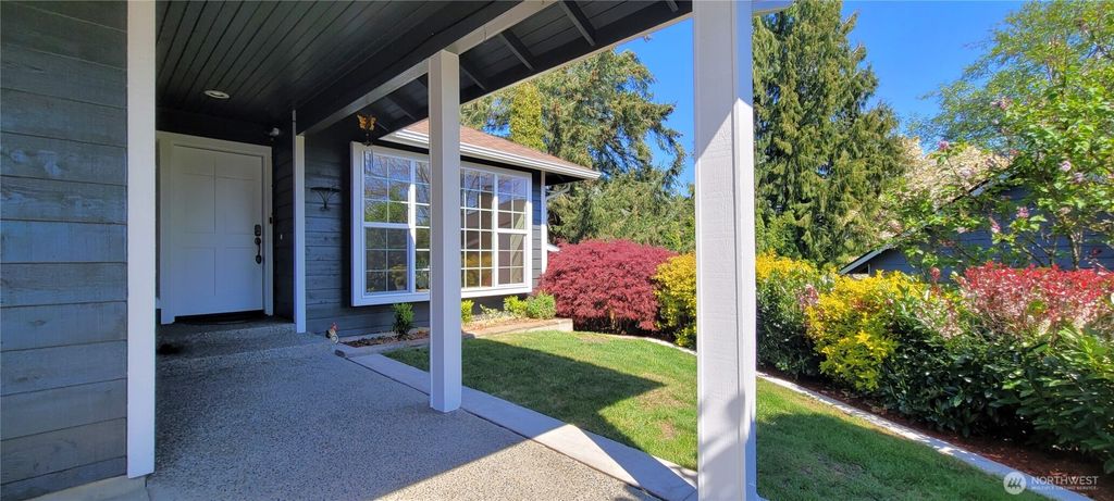 Photo of 20109 37th Avenue W, Lynnwood, WA 98036 (MLS # 2349843)