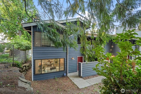 Photo of 8408 18th Avenue W, Everett, WA 98204 (MLS # 2569534)